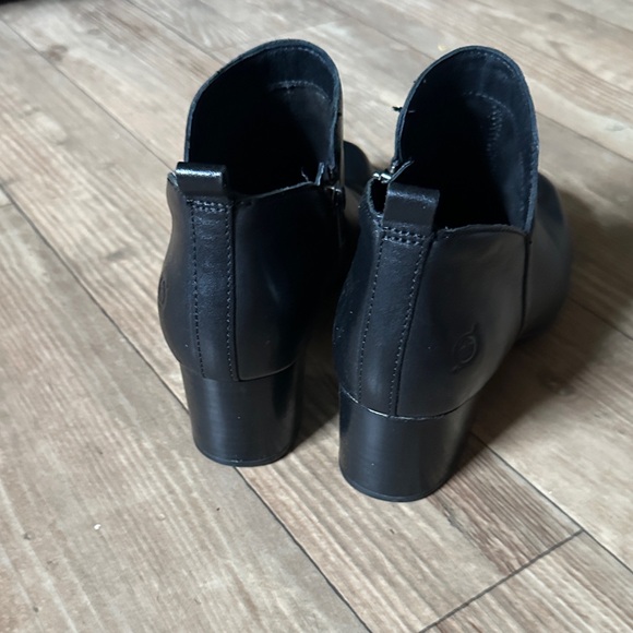 Born Black Leather Ankle Booties with Low Block Heel - Picture 5 of 10